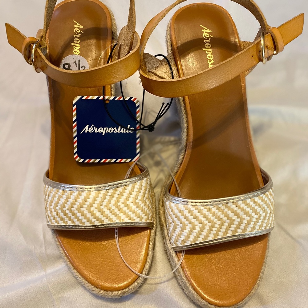 Aeropostale women’s wedges size 8.5